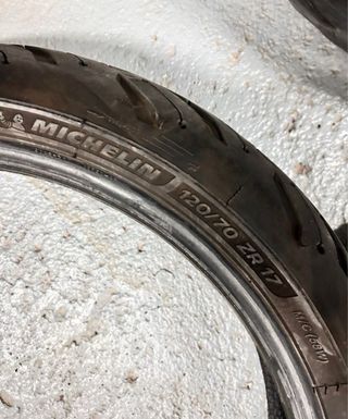 Michelin Road 6 GT 120/70 R17