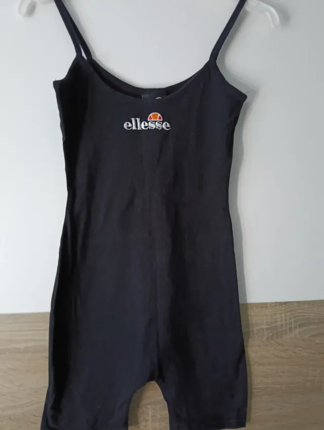 Mono deportivo Ellesse tirantes negro
