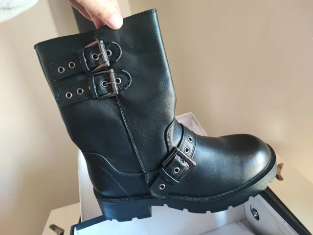 Stivaletti donna nuovi con cartellino mai usati