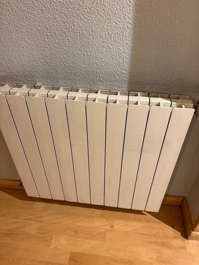 LOTE DE RADIADORES DE ALUMINIO DESMONTADOS