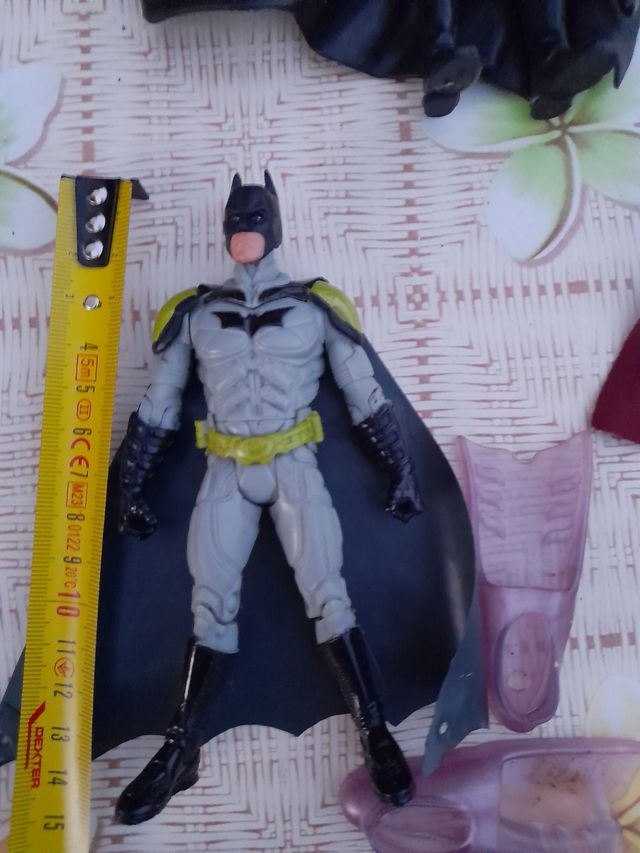 Lotto 9 pezzi supereroi