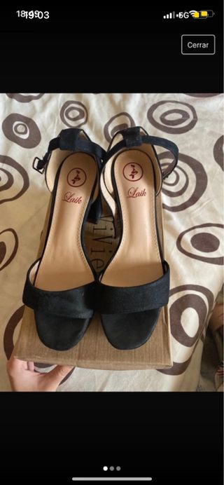 Zapatos de tacón negros Laik