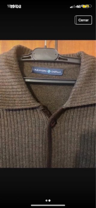 Chaqueta de lana marrón y negra