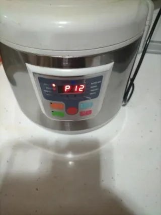 Robot de cocina 20€. Marca.cooker Matic