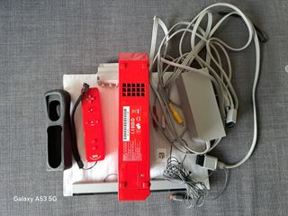 Consola Nintendo Wii Roja