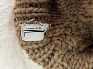 Gorro Adolfo Dominguez punto pompón