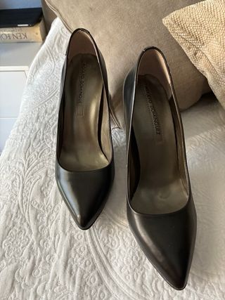 Zapatos de tacón Adolfo Domínguez negros