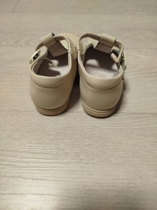 Zapatitos niñ@ talla 24