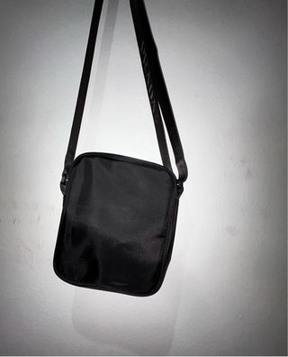 Bandolera Prada Negra Nylon (No original)