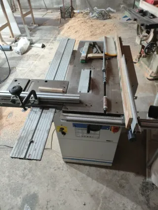 Máquina carpintería combinada