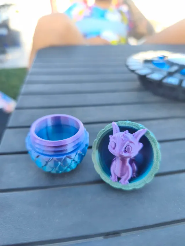 Ovo Bebê Dragão 3D