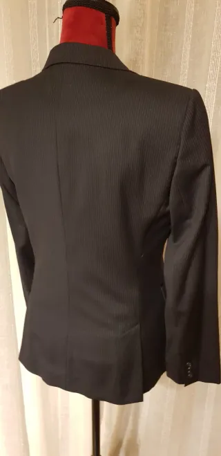 Traje pantalón Massimo Dutti azul marino listado.