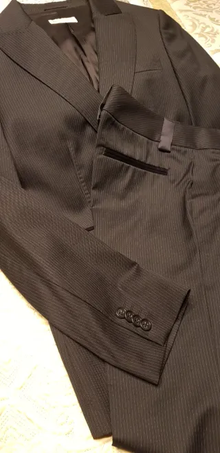 Traje pantalón Massimo Dutti azul marino listado.