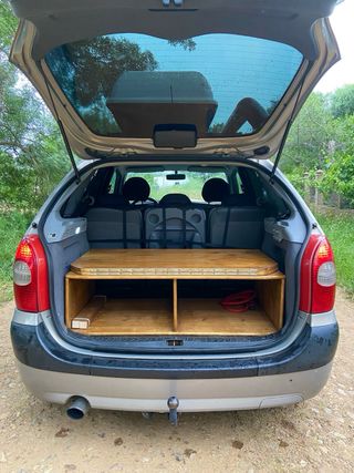 Mueble + Colchón + Baca + Cofre + Ducha Solar