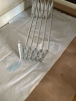 Tendedero plegable y extensible de 60 cm.