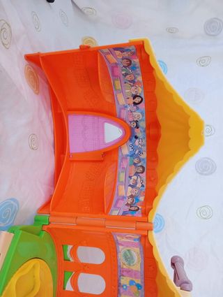 Dora the Explorer - Doll house