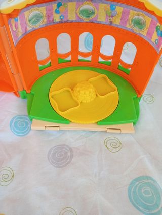 Dora the Explorer - Doll house