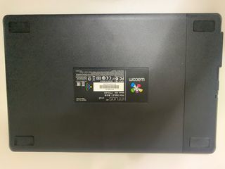 Tableta Gráfica Wacom Intuos PTH-451