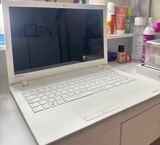 Portátil Toshiba Satellite Blanco
