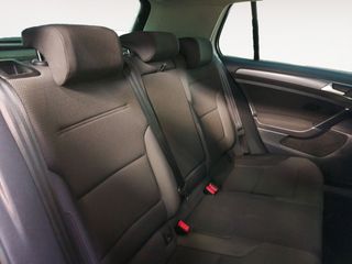 Volkswagen Golf Advance