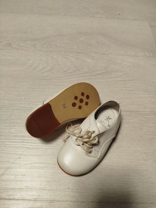 Zapatitos bebé talla 20