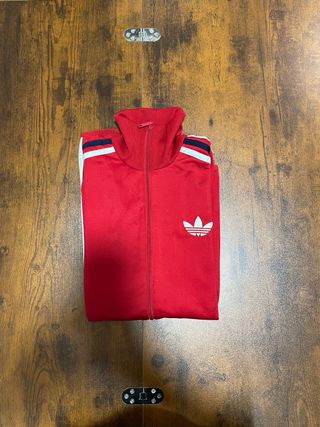 Chaqueta Adidas Originals retro roja (talla XS/S)
