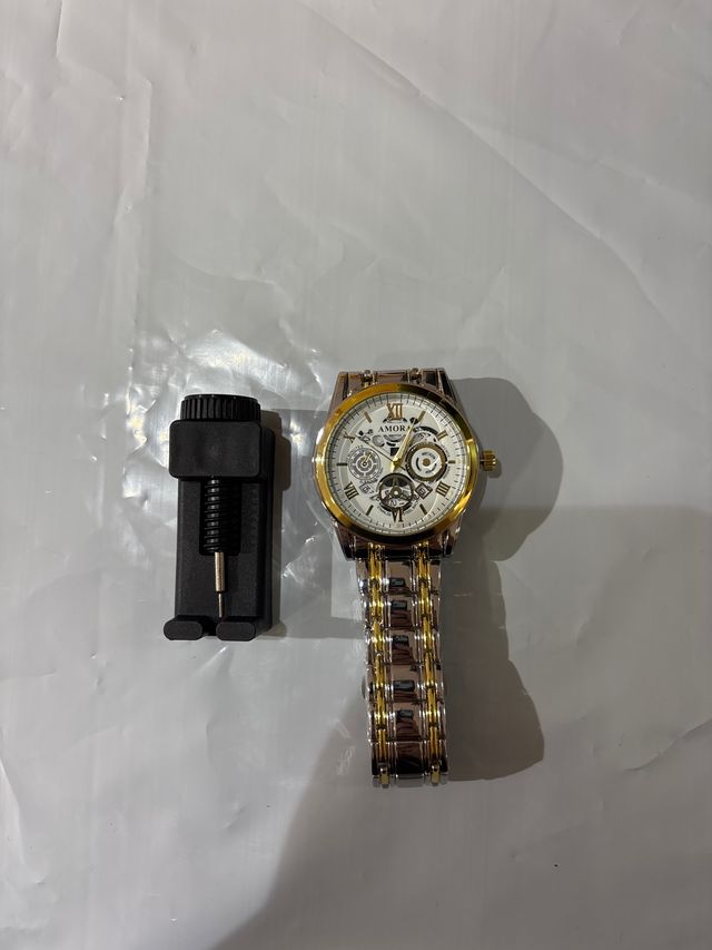 Reloj AMOR dorado y plateado