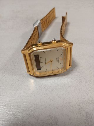 Reloj Casio Dorado Analógico-Digital
