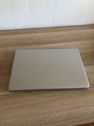 Portátil HP Plata Alto Rendimiento