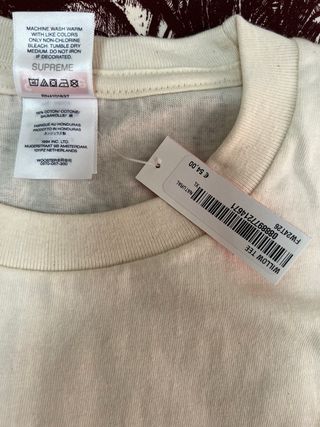 Camiseta Supreme Beige