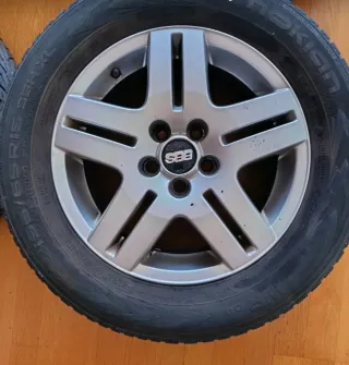 Precio no es negociable  !!
4 Neumáticos Invierno 