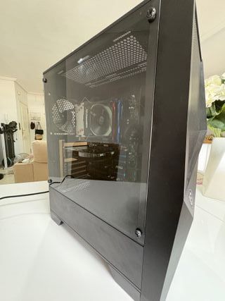 Torre de Ordenador Gaming I5 como nueva 