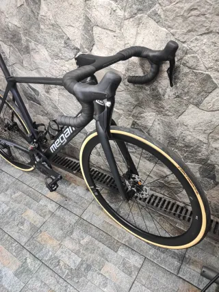 Megamo Raise Carbon Talla L