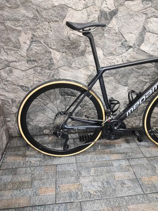 Megamo Raise Carbon Talla L