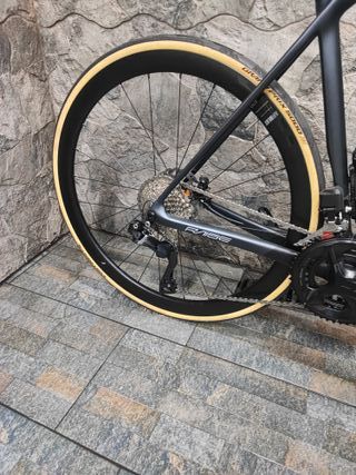 Megamo Raise Carbon Talla L