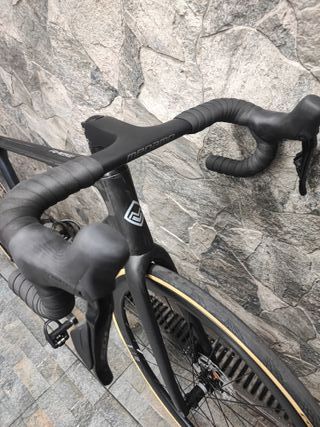 Megamo Raise Carbon Talla L