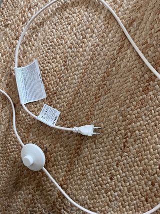 Lámpara de pie Zara Home ratán y metal