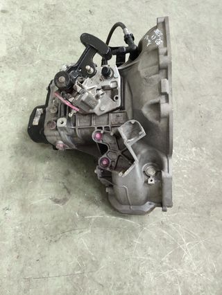 Caja de cambios  Opel Meriva B 1.4 turbo de 2016