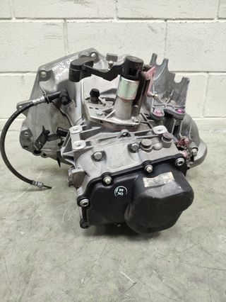 Caja de cambios  Opel Meriva B 1.4 turbo de 2016