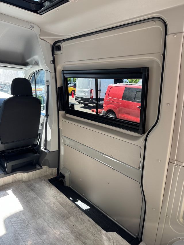 Volkswagen Crafter 2.0tdi 140cv Automático 2025