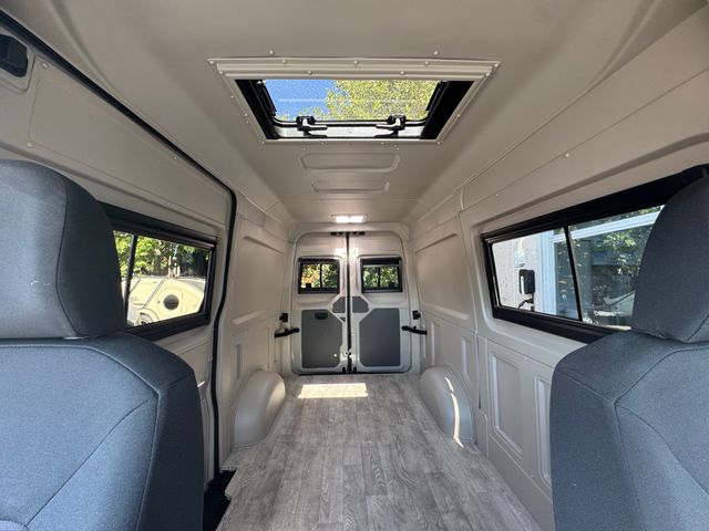 Volkswagen Crafter 2.0tdi 140cv Automático 2025