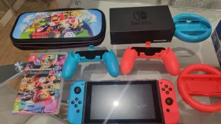 Nintendo Switch + Mario Kart 8 Deluxe