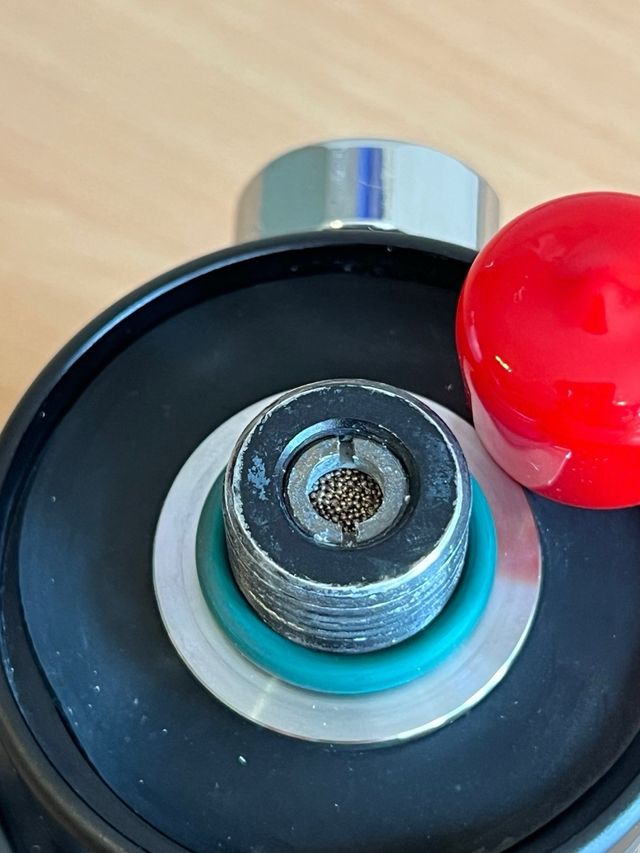 Regolatore per bombole per immersioni subacquee