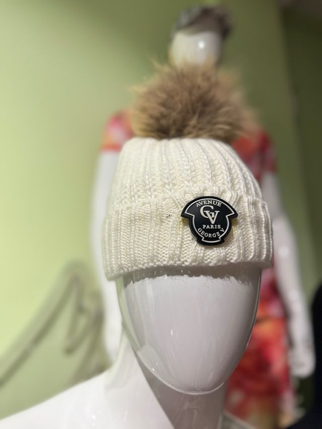 Gorro George V Paris Blanco con pompón