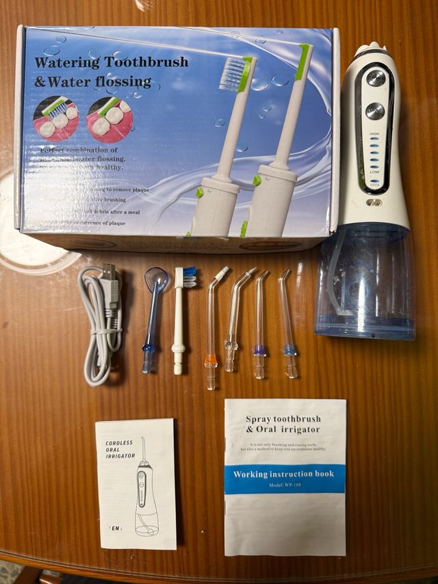 Irrigador Dental Portátil Watering Toothbrush
