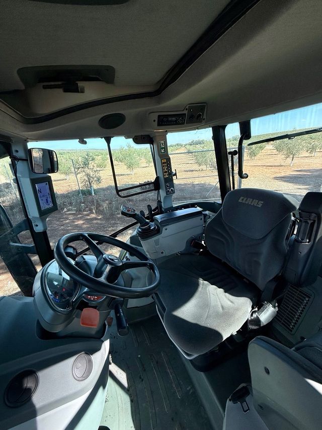 Tractor Claas Arion 460 140cv