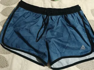 Pantalón corto deportivo Reebok mujer
