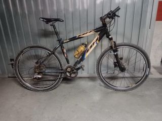 Bicicleta BH de montaña