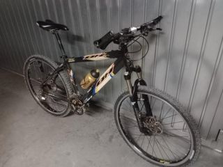 Bicicleta BH de montaña