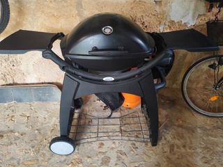 Barbacoa Weber Negra y Plateada